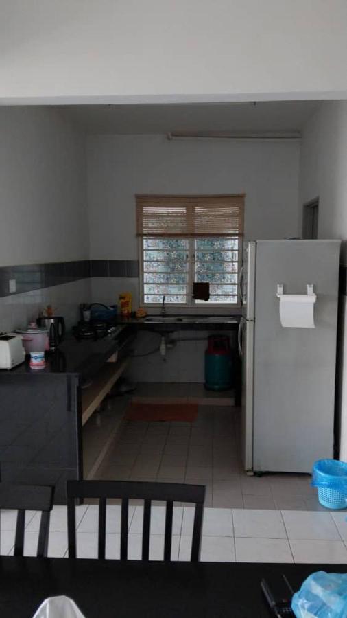 Affordable Stay @ Rue'S Villa Tropika Apartment, Ukm Банги Экстерьер фото