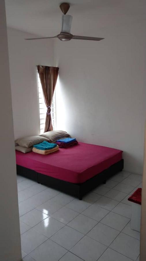 Affordable Stay @ Rue'S Villa Tropika Apartment, Ukm Банги Экстерьер фото
